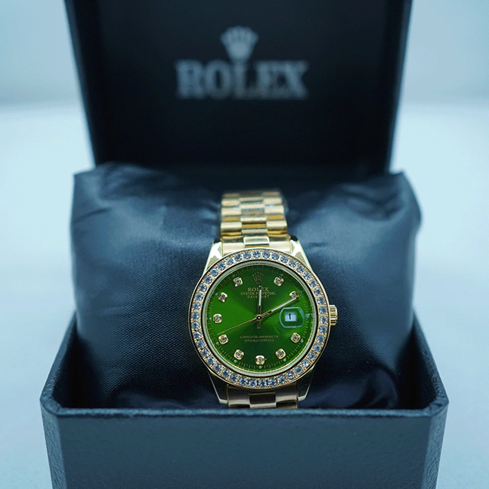 Watch Rolex with Dimond Dial