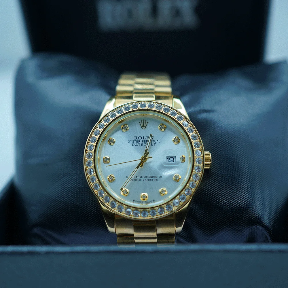 Watch Rolex with Dimond Dial